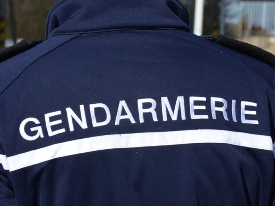 Gendarmes.