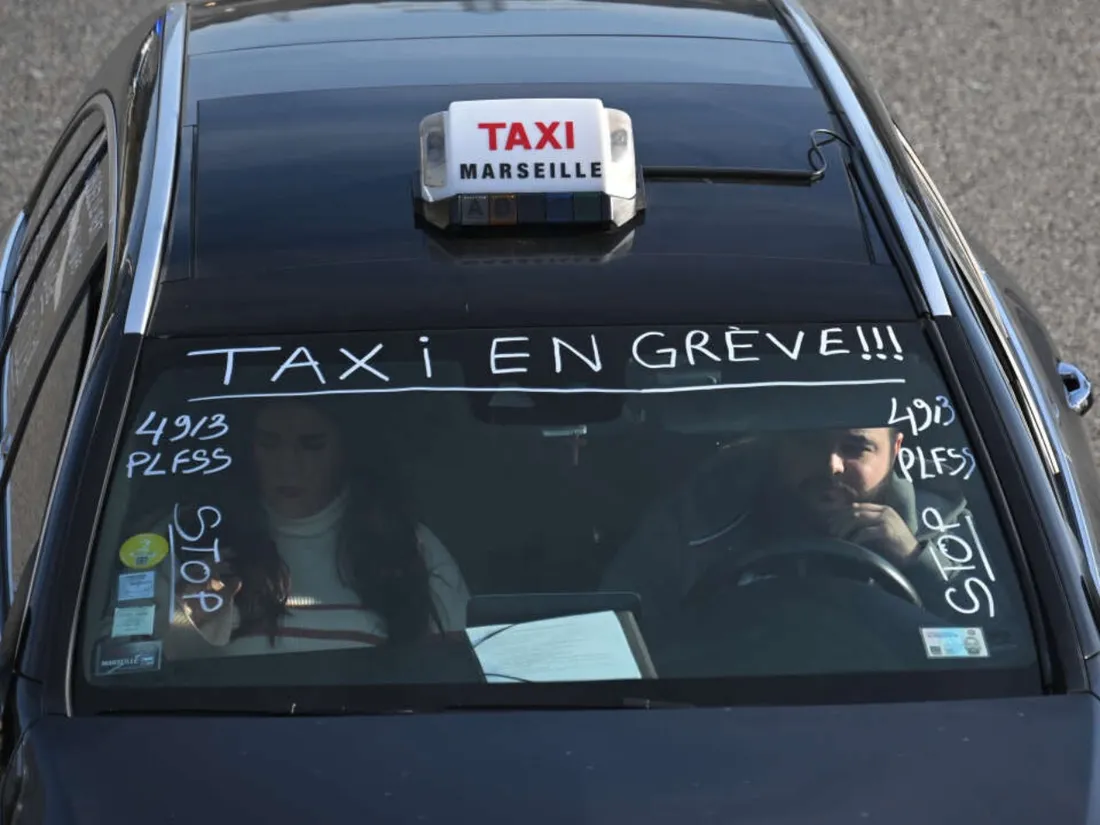 Les taxis à l’origine de la panne géante dans un tunnel de l’A13