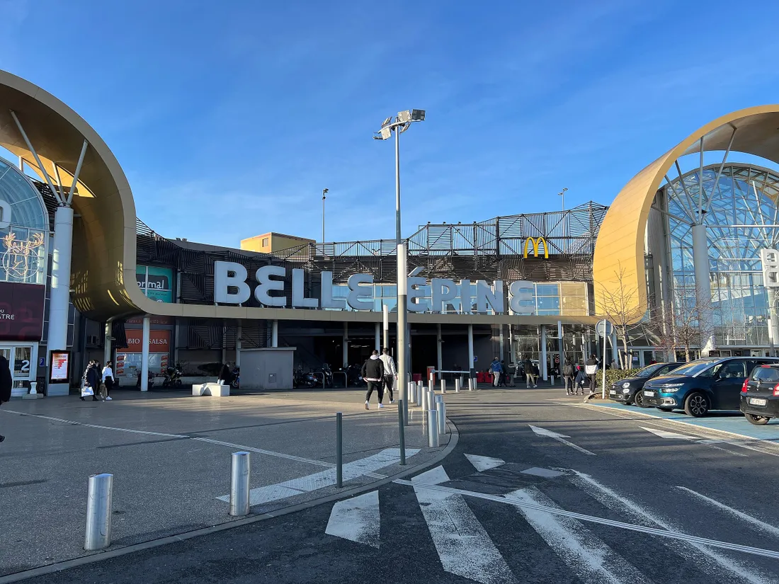 La vitrine du magasin se décroche : deux enfants blessés à Belle-Épine