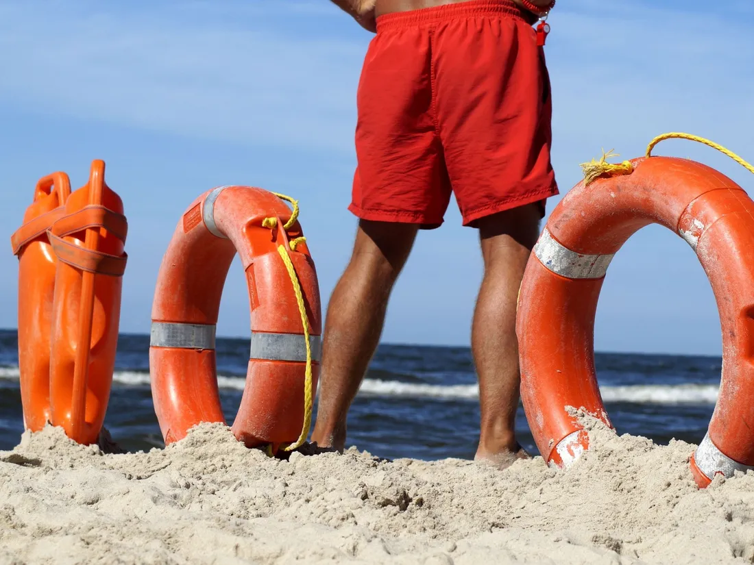 Des sauveteurs sont recherchés en Gironde pour la saison estivale 2025