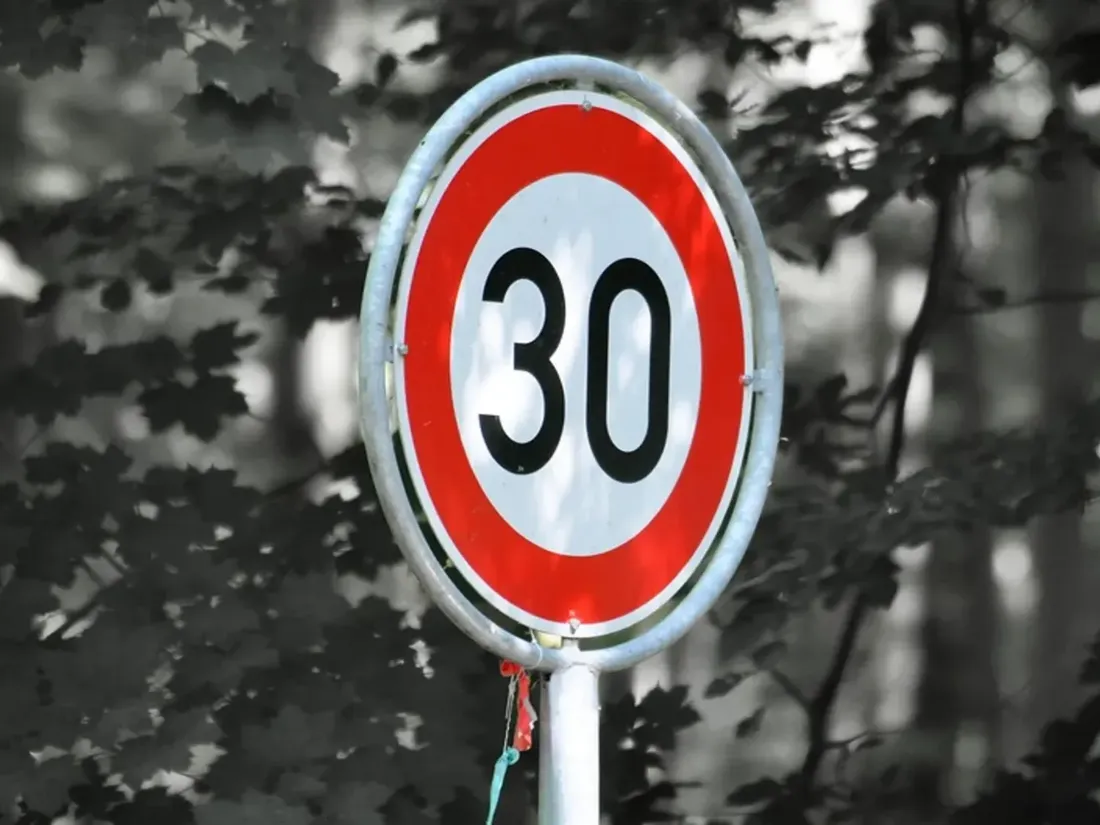 30km/h à Paris : la vitesse moyenne et le trafic en baisse 
