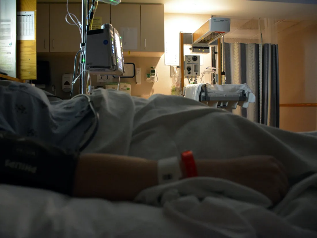 Une patiente violée aux urgences porte plainte contre l’hôpital Cochin à Paris