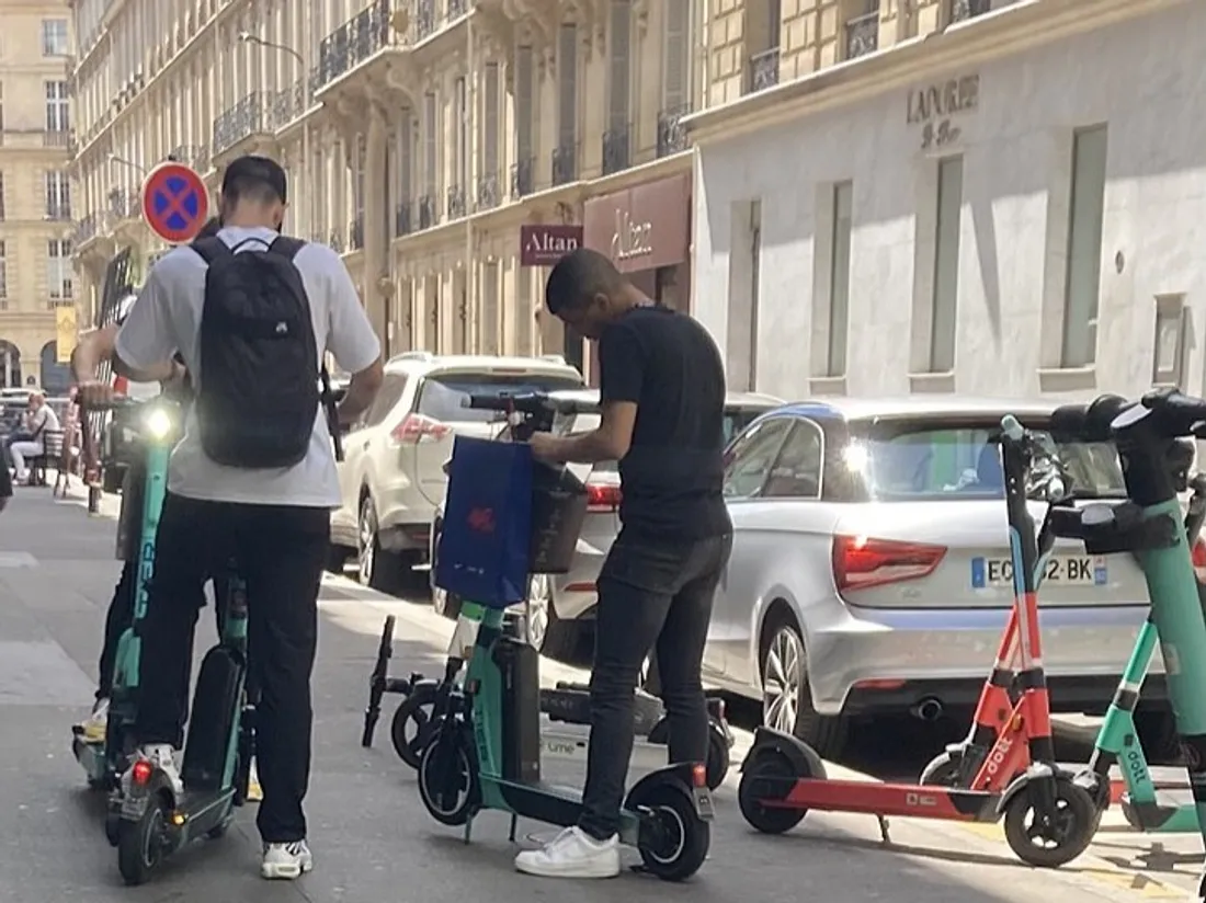 Des opérateurs de trottinettes se payent des influenceurs pour peser sur le vote 