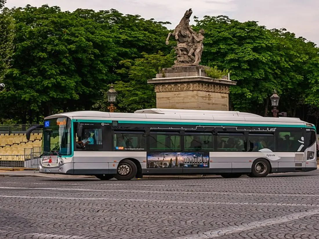 Transports : la RATP expérimente un bus entièrement autonome