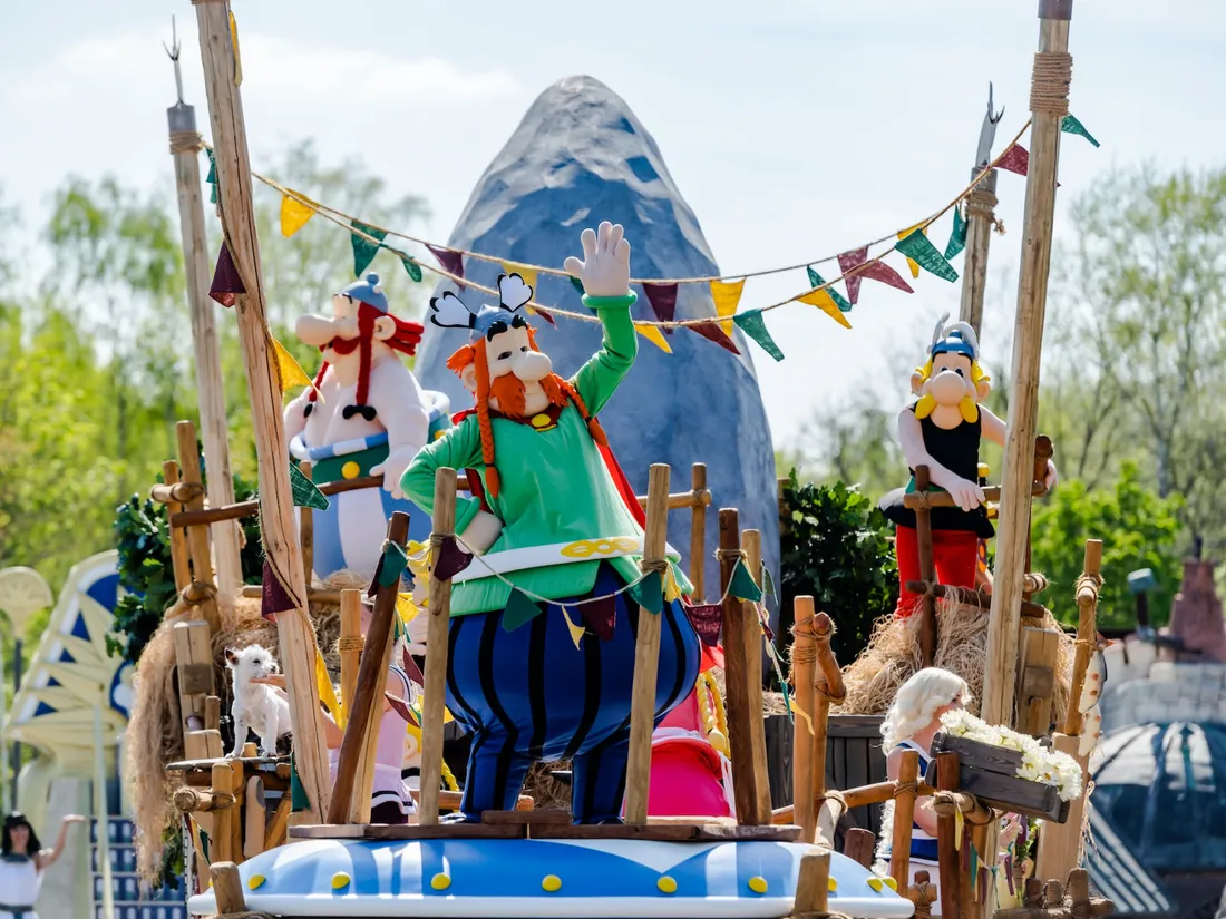 Banquet, nouveautés et nocturne : le Parc Astérix passe à l’heure d’été