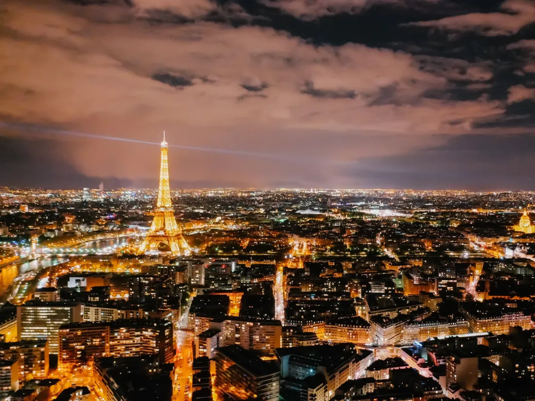 Paris 2024 : le premier marathon ouvert au grand public aura lieu de nuit