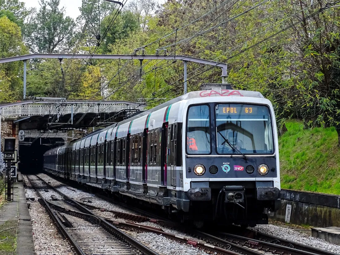 Poser une RTT ou télétravailler : le RER B totalement à l’arrêt pendant 3 jours