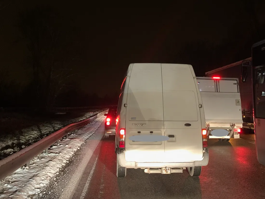 Épisode neigeux inattendue Île-de-France : plusieurs autoroutes coupées