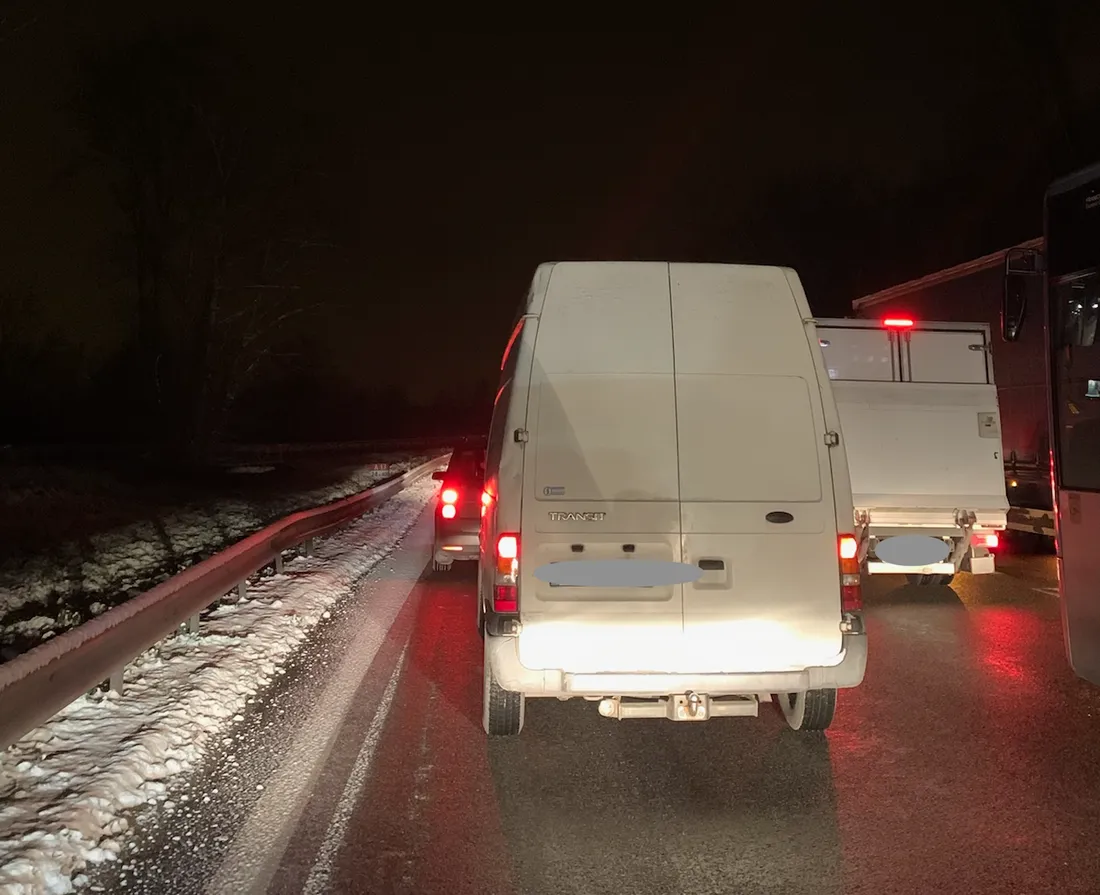 Épisode neigeux inattendue Île-de-France : plusieurs autoroutes coupées