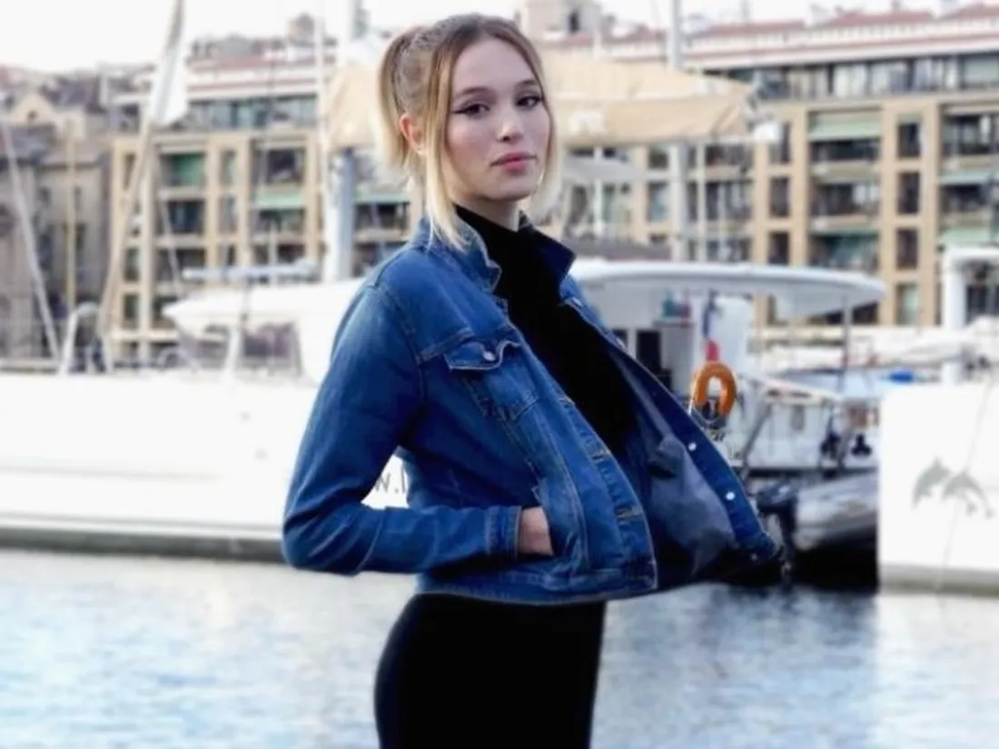 Andréa Furet, comédienne et candidate à l'élection de Miss Paris.