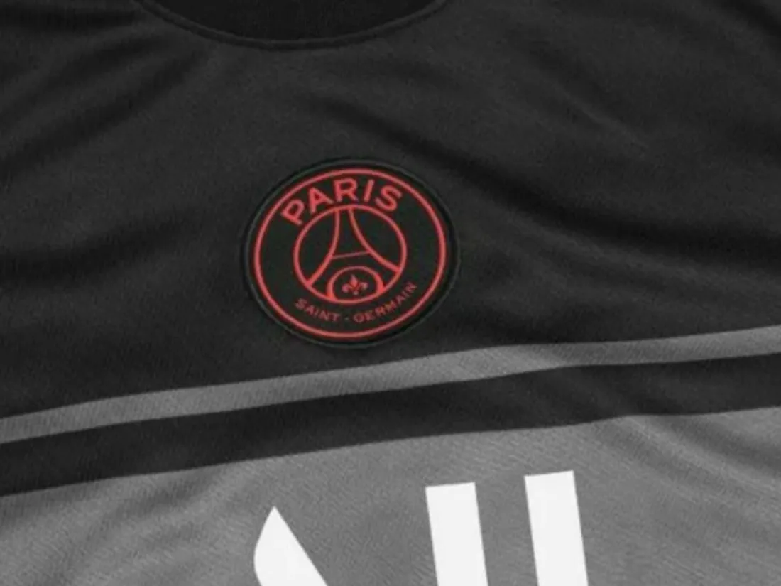 Le PSG dévoile son maillot « third »