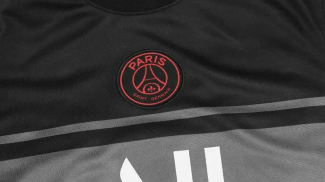 Le PSG dévoile son maillot « third »