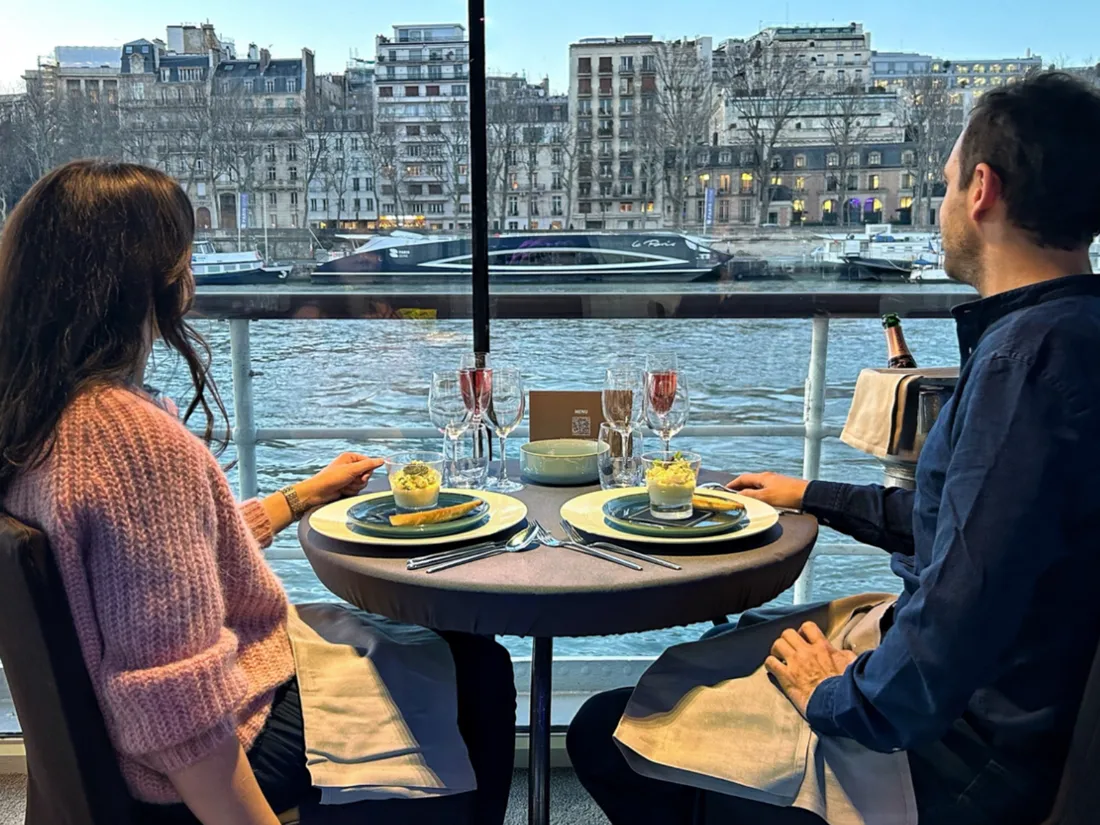 © Bateaux Parisiens