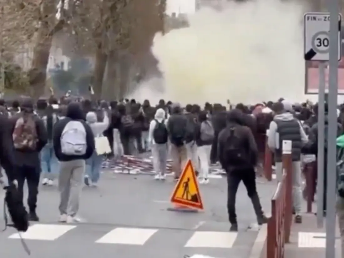 Scènes de violences durant le blocus d'un lycée à Cachan