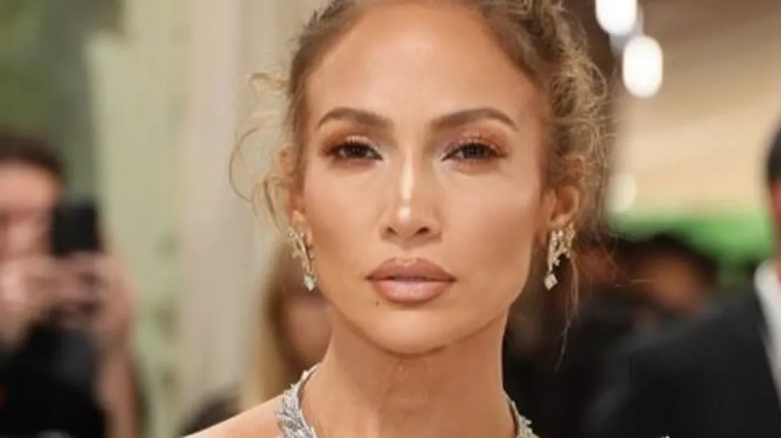 Jennifer Lopez, Donald Glover… ces artistes qui ont foulé le tapis du Met Gala 2024