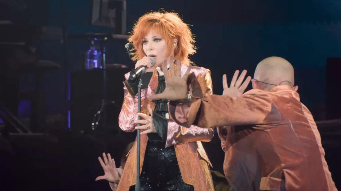 Mylène Farmer a dévoilé un album live de Nevermore.