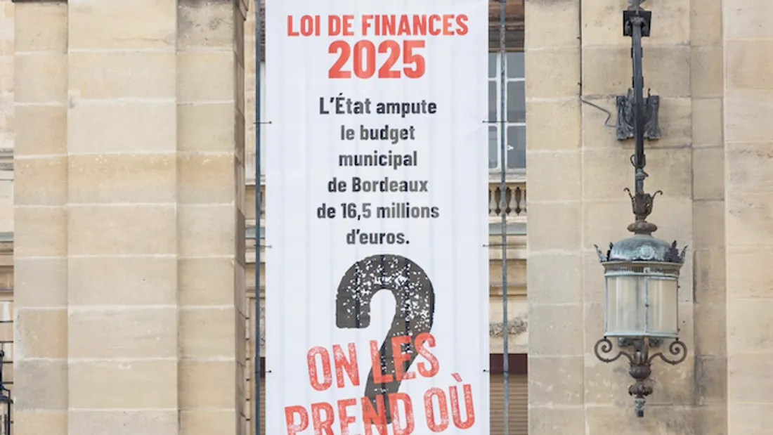 La mairie de Bordeaux affiche son opposition à la loi de finances 2025
