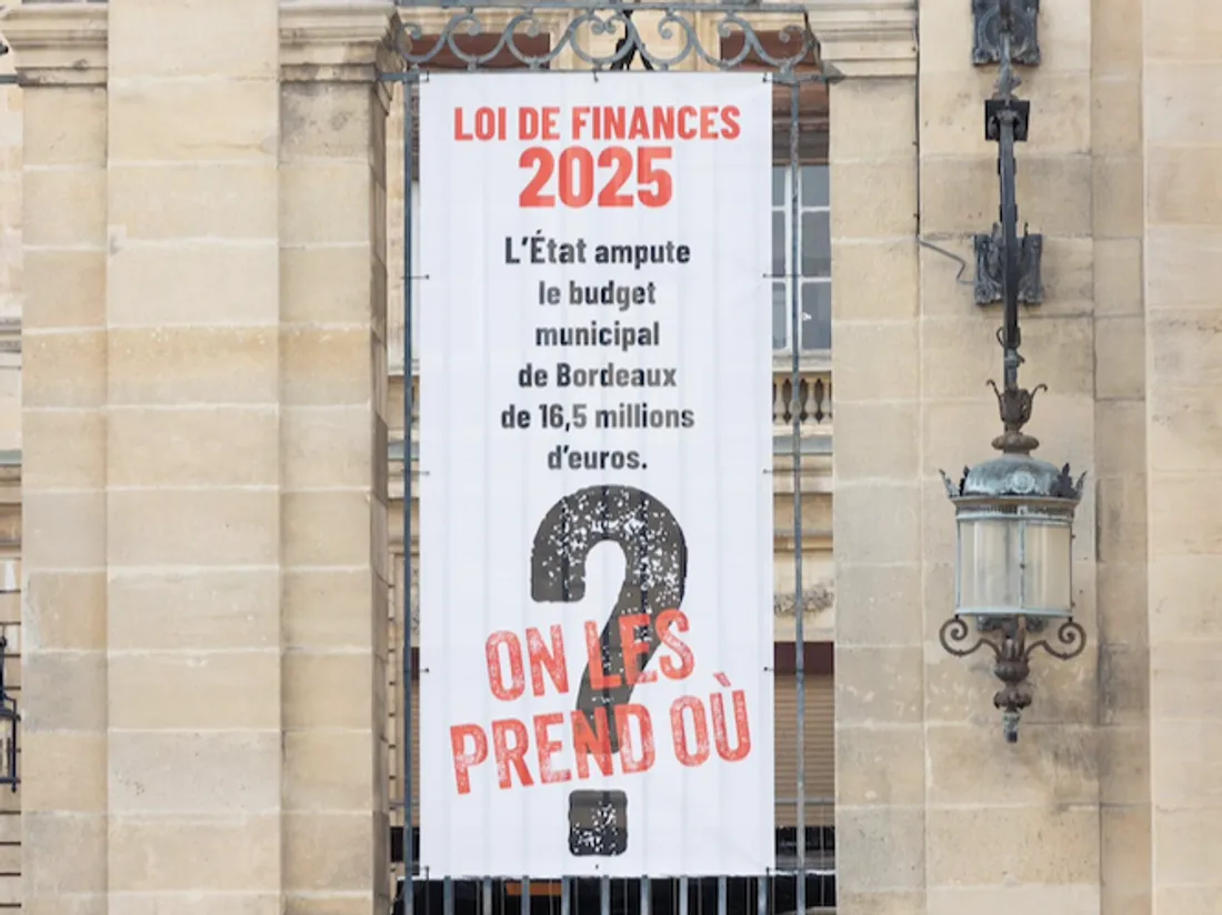 La mairie de Bordeaux affiche son opposition à la loi de finances 2025