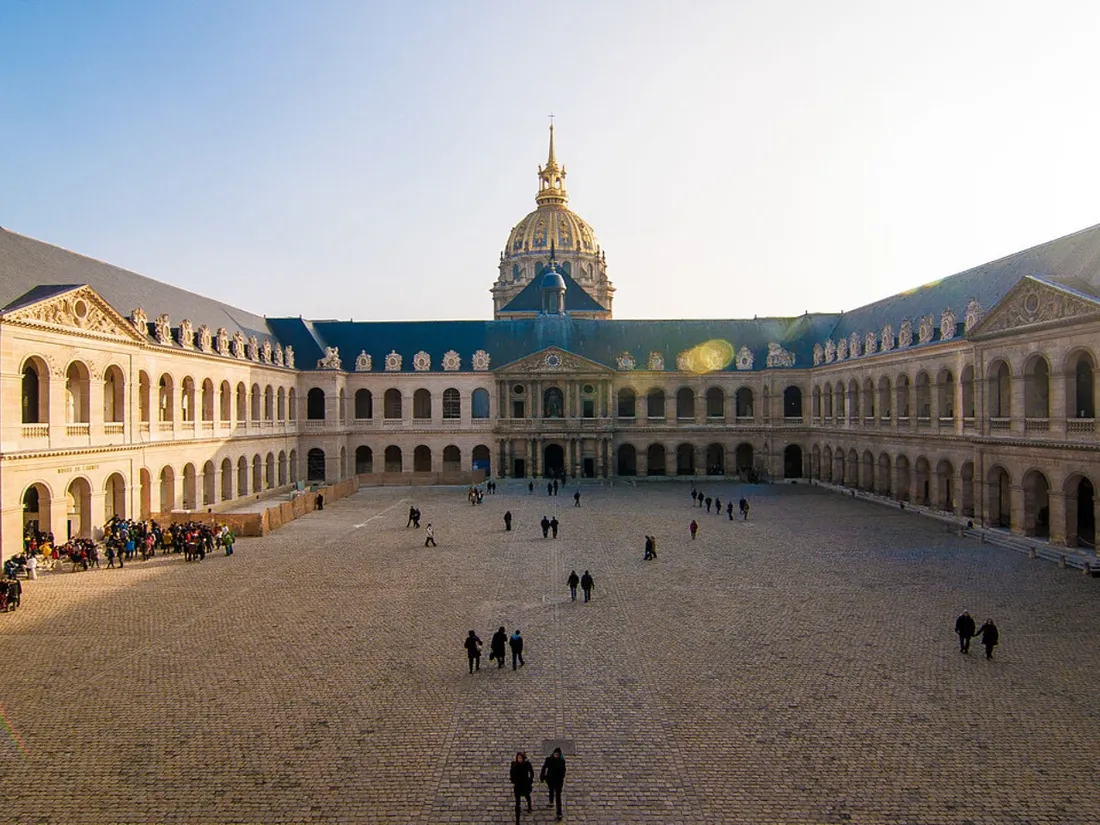 La cour des Invalides