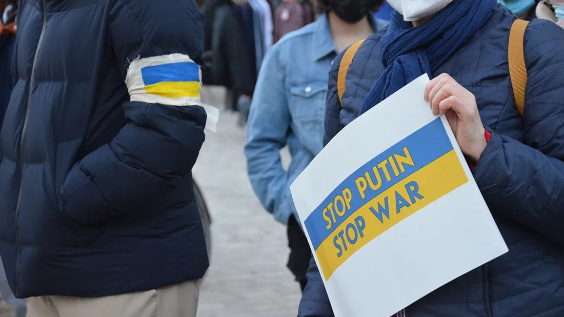 Un rassemblement en soutien au peuple ukrainien en février 2022 à Orléans.