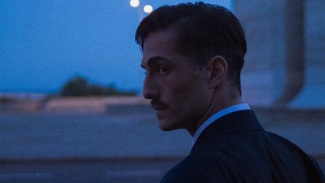 Damiano David dans le clip de "Silverlines" 