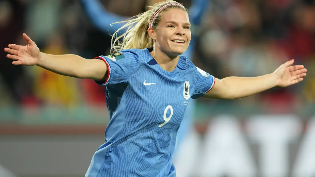 Eugénie Le Sommer et les Bleues qualifiées pour les 1/4 de finale du Mondial féminin de football.