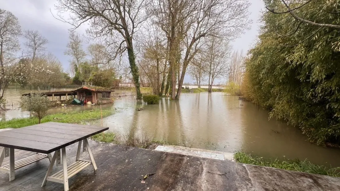 La Garonne a fortement débordé ce lundi 11 mars au matin