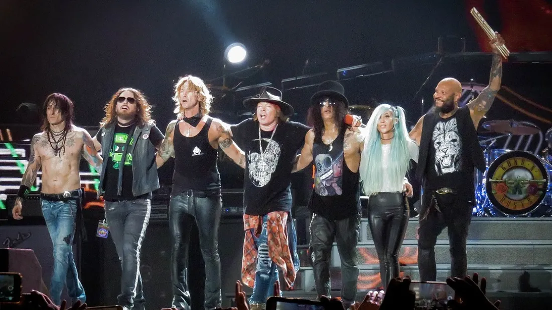 Guns N’Roses dit au revoir à l'un des siens.