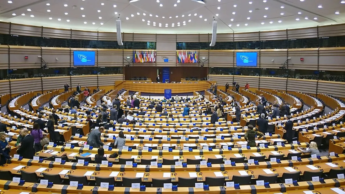 Le Parlement européen.
