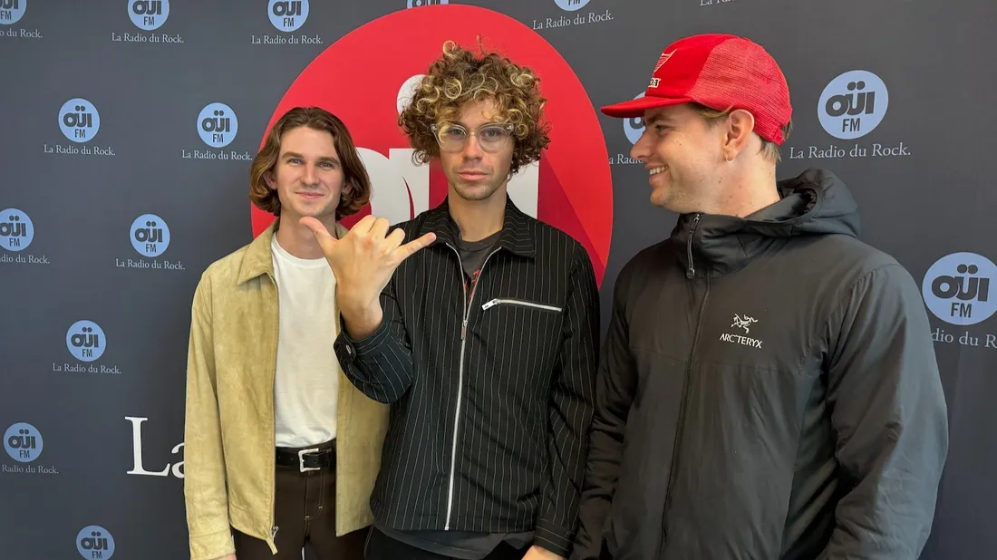 Almost Monday en interview et session live acoustique
