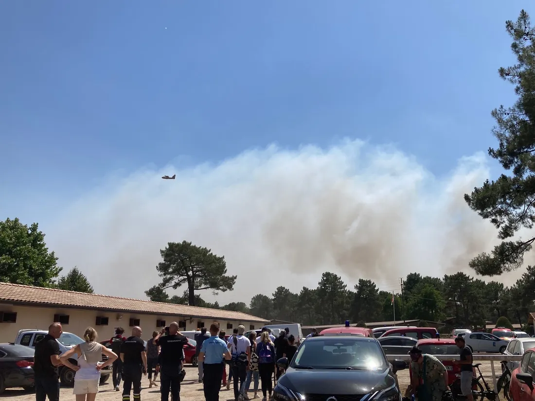 Un Canadair en action, lors des feux de foret, à La-Teste-de-Buch, en juillet 2022.