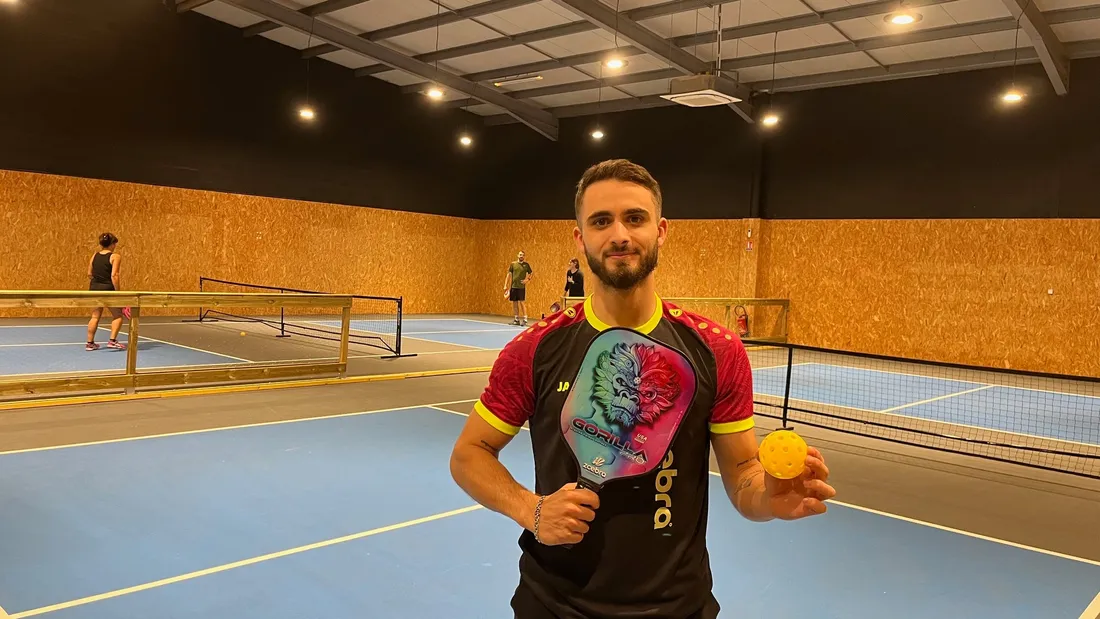 Julien a ouvert à Bordeaux le premier complexe sportif dédié au Pickleball en France
