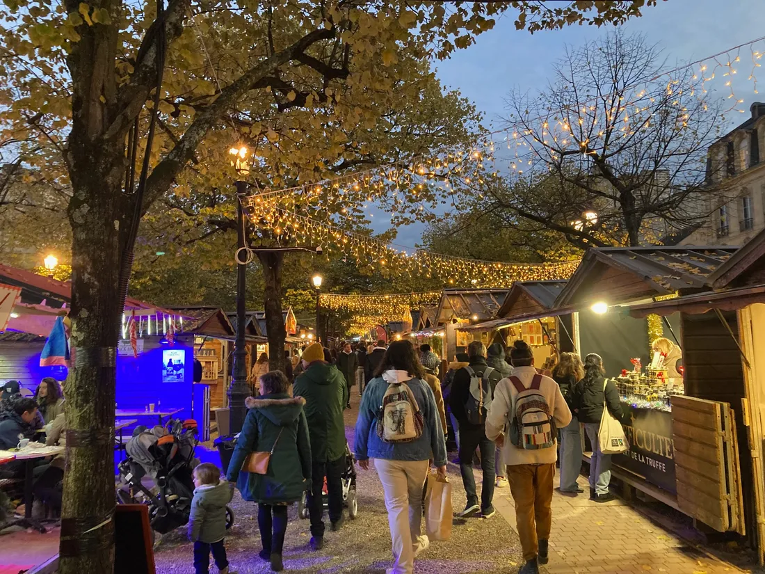 Le marché de Noël de Bordeaux déménage cette année des Allées de Tourny pour les Quinconces