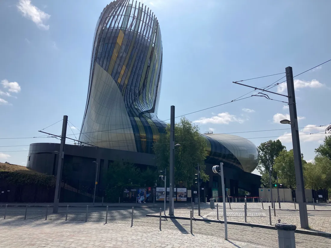 La Cité du Vin a ouvert ses portes au 1er juin 2016