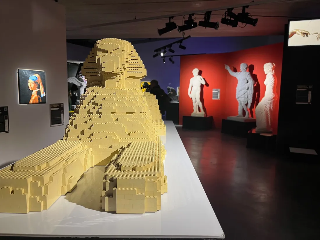 L'expo "The Art of the Brick" a ouvert ses portes au Musée Mer Marine à Bordeaux