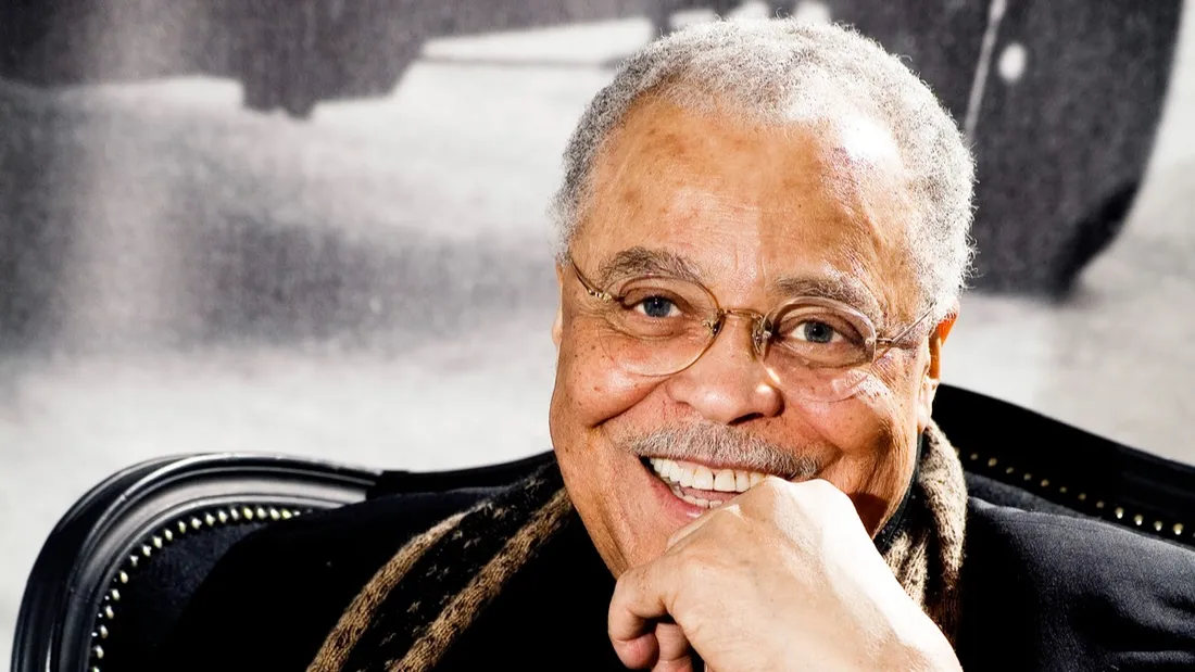 L'acteur James Earl Jones est décédé.