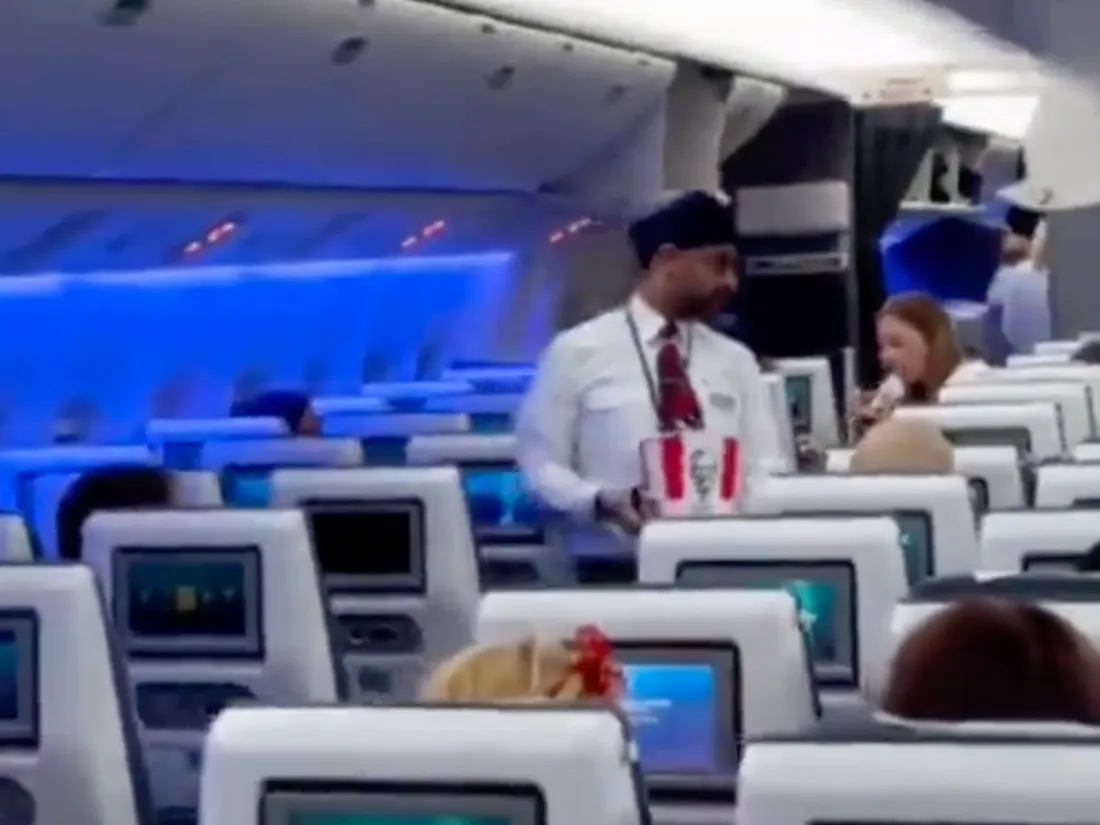 Les réfrigérateurs en rade, la British Airways sert aux passagers… du poulet KFC !
