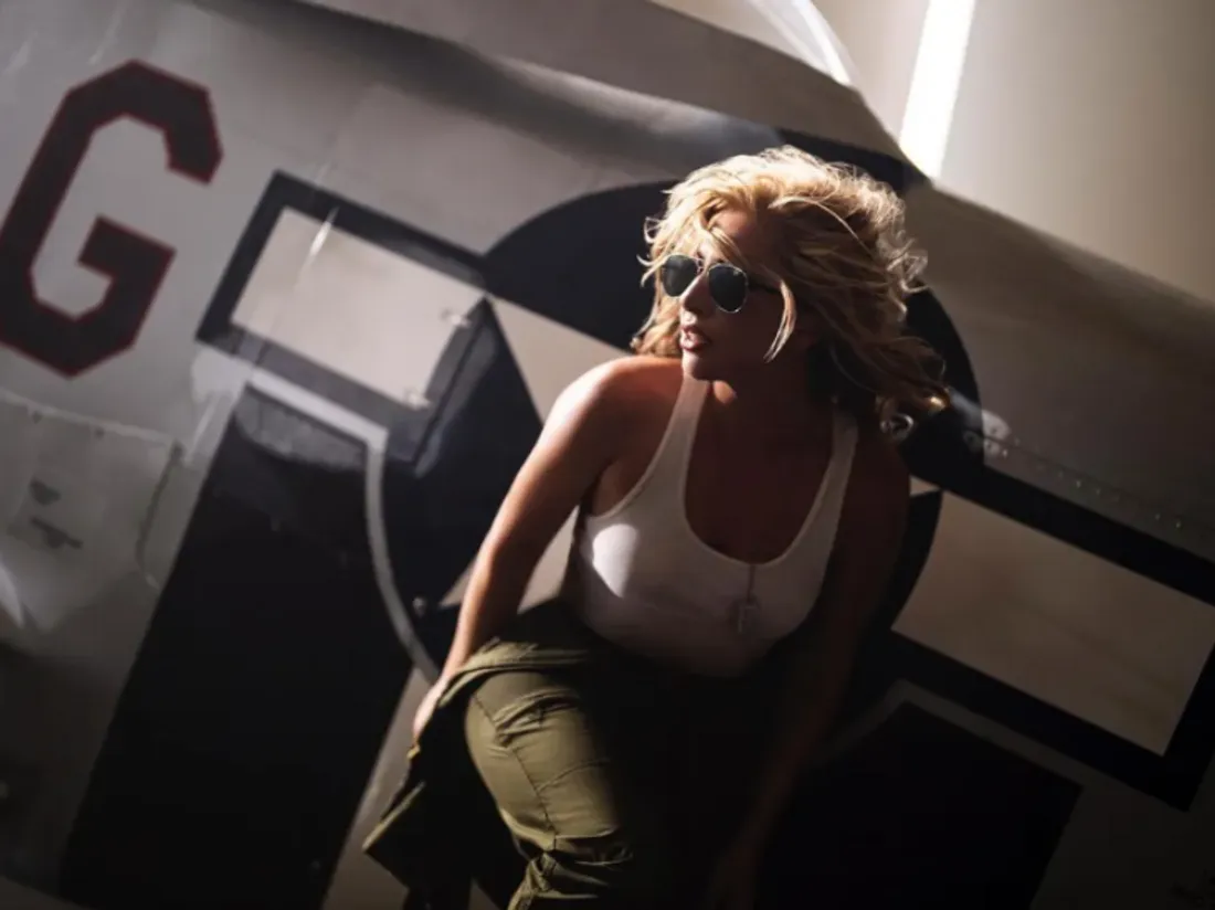 Lady Gaga Top Gun Hold My Hand