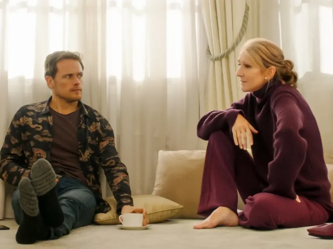 Sam Heughan et Céline Dion dans Love again : un peu, beaucoup, passionnément...