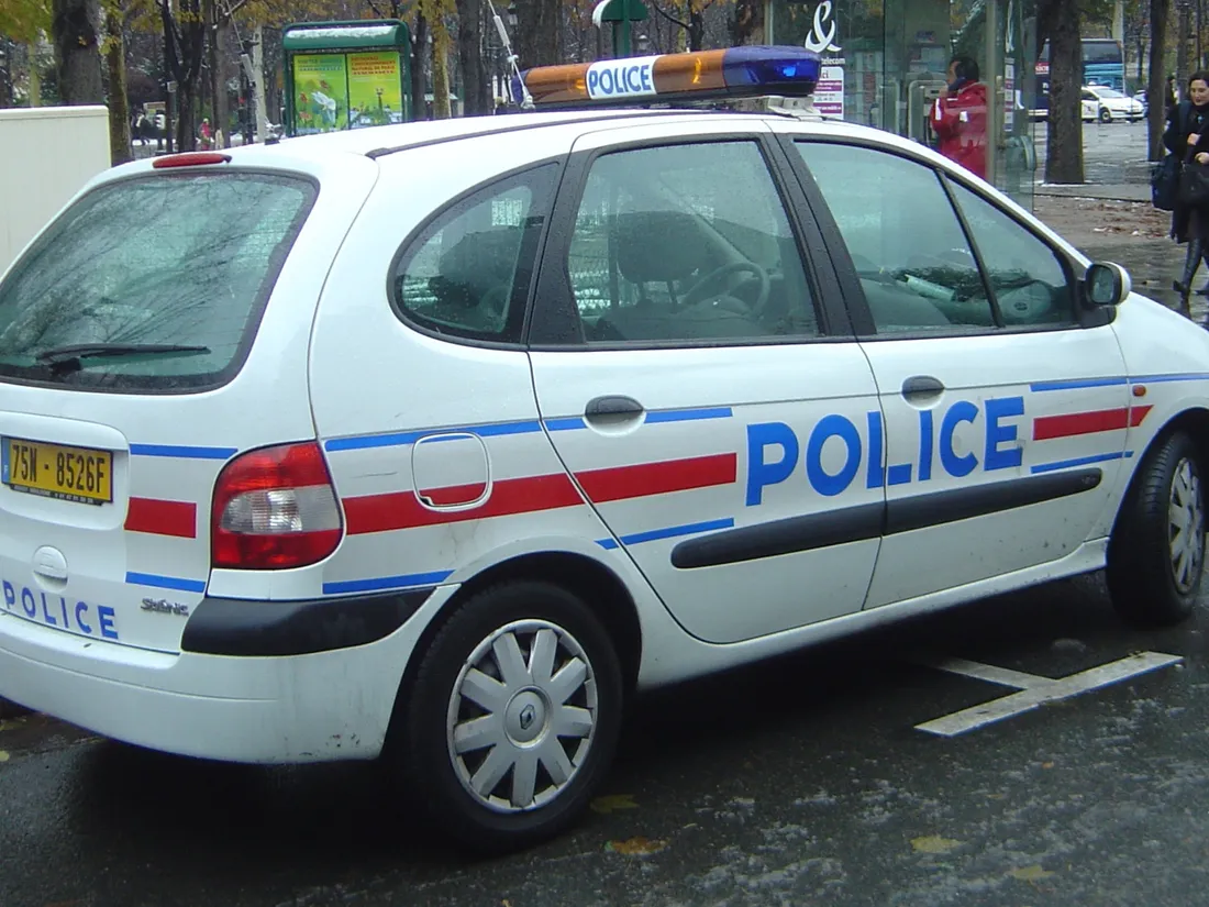 voiture police paris