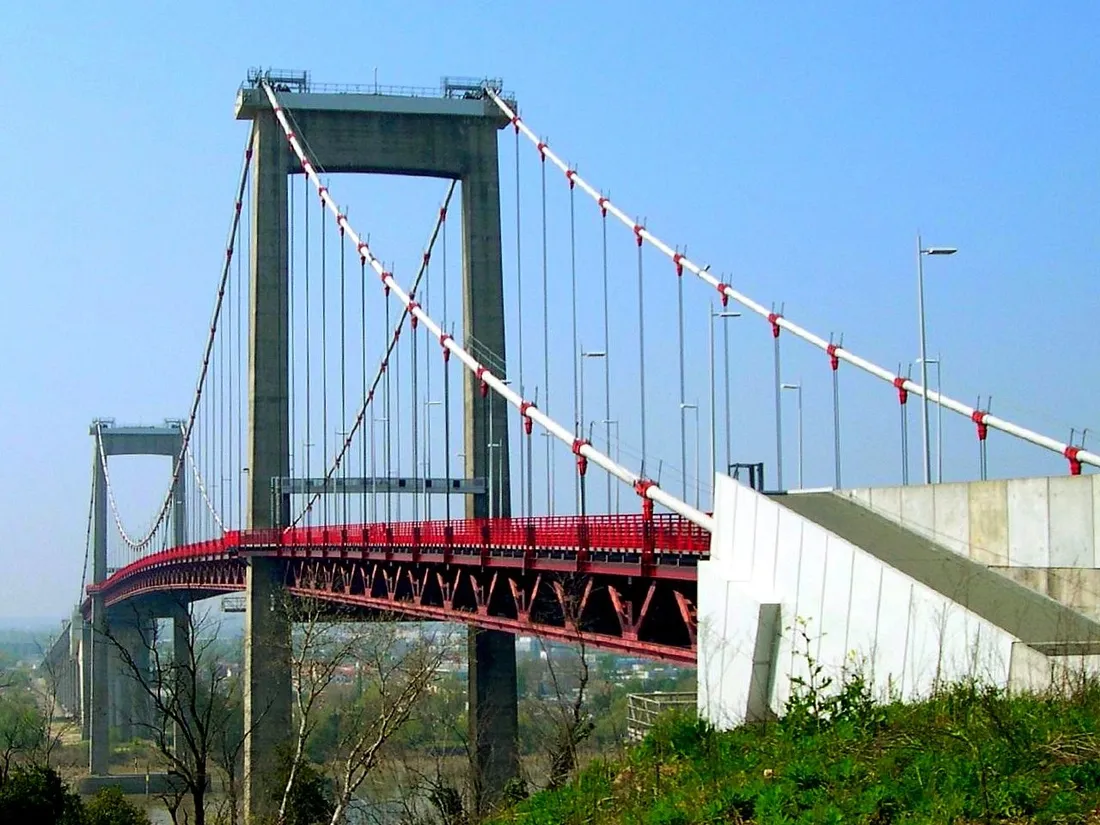 pont d'aquitaine 