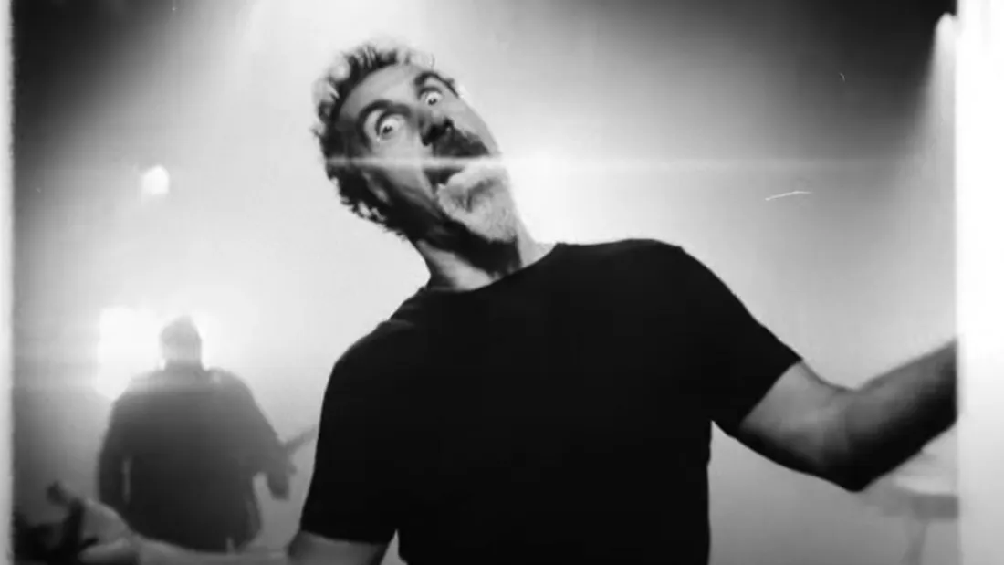 Serj Tankian révèle un extrait de "A.F Day".