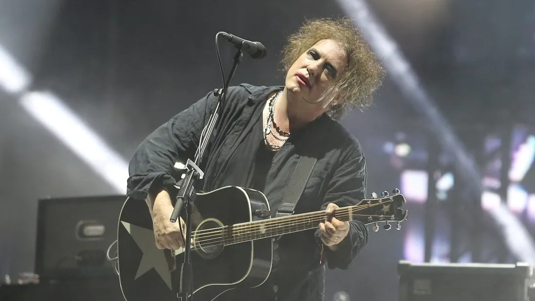 Robert Smith et The Cure en concert en 2019.