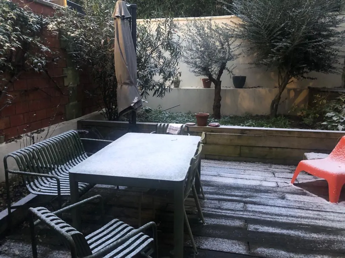 Jardin sous la neige à Bordeaux