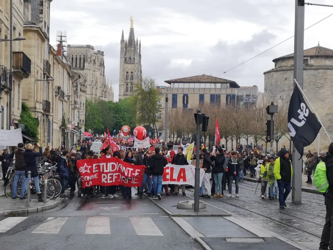 Entre 6200 et 40000 personnes dans le cortège bordelais