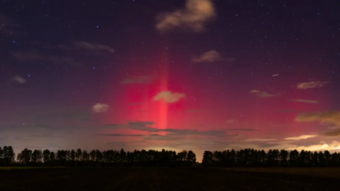 Des aurores boréales en France : regardez les plus belles photos capturées la nuit dernière 