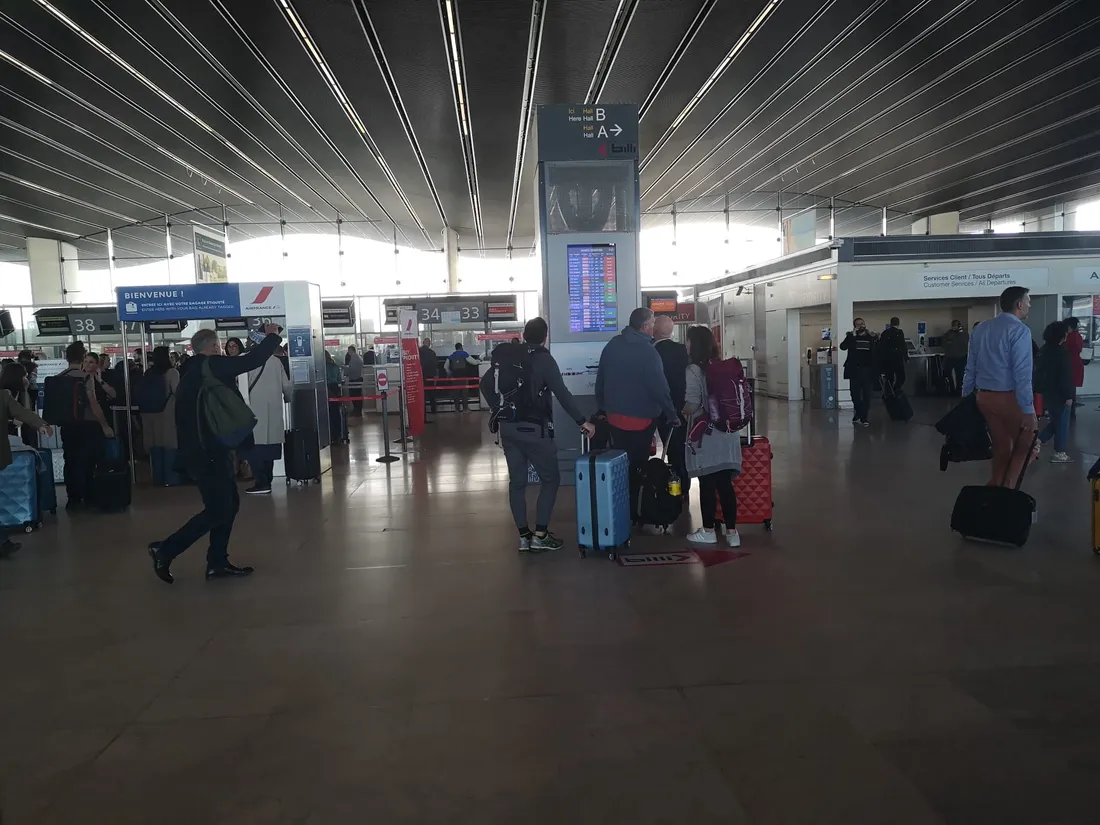 Le trafic des avions à l'aéroport de Bordeaux-Mérignac a repris progressivement