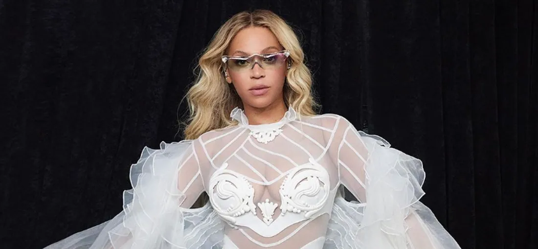 Lizzo poursuivie en justice : Beyoncé boycotte la chanteuse en plein concert (vidéo)