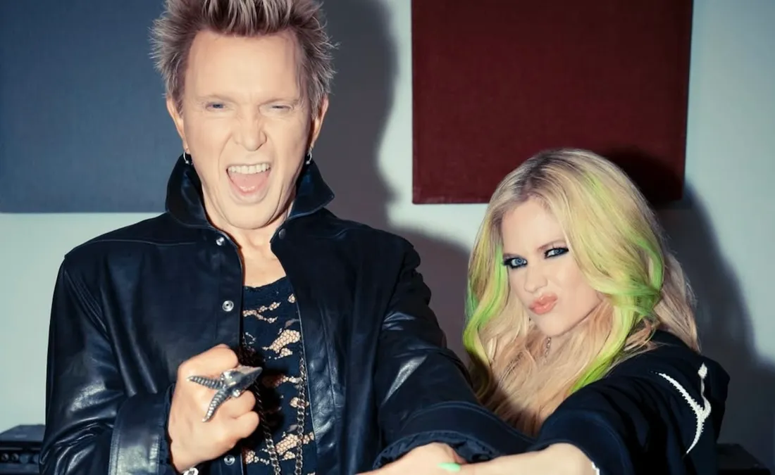 Billy Idol et Avril Lavigne publient un single "77".