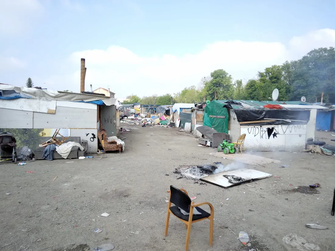 Le campement illégal menaçant de retarder les travaux du Câble 1 évacué